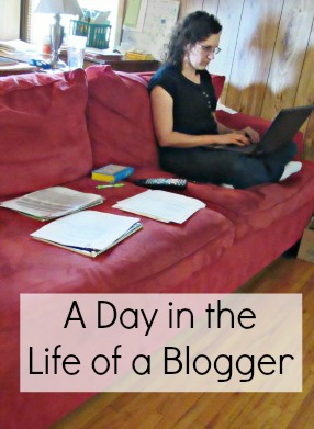 The life of a blogger is often filled with distractions when working at home. Dawn shares how she manages her time to get her blogging work done.